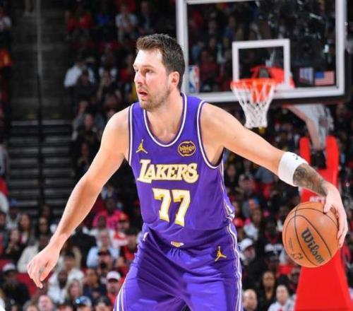 达曼联盟蓄,势待发,强势逆袭在,大众彩票,彩票平台,在线购彩,中奖机会,彩票投注